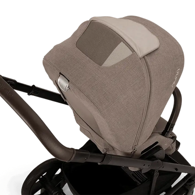 Nuna Mixx Next Stroller With Magnetic Buckle