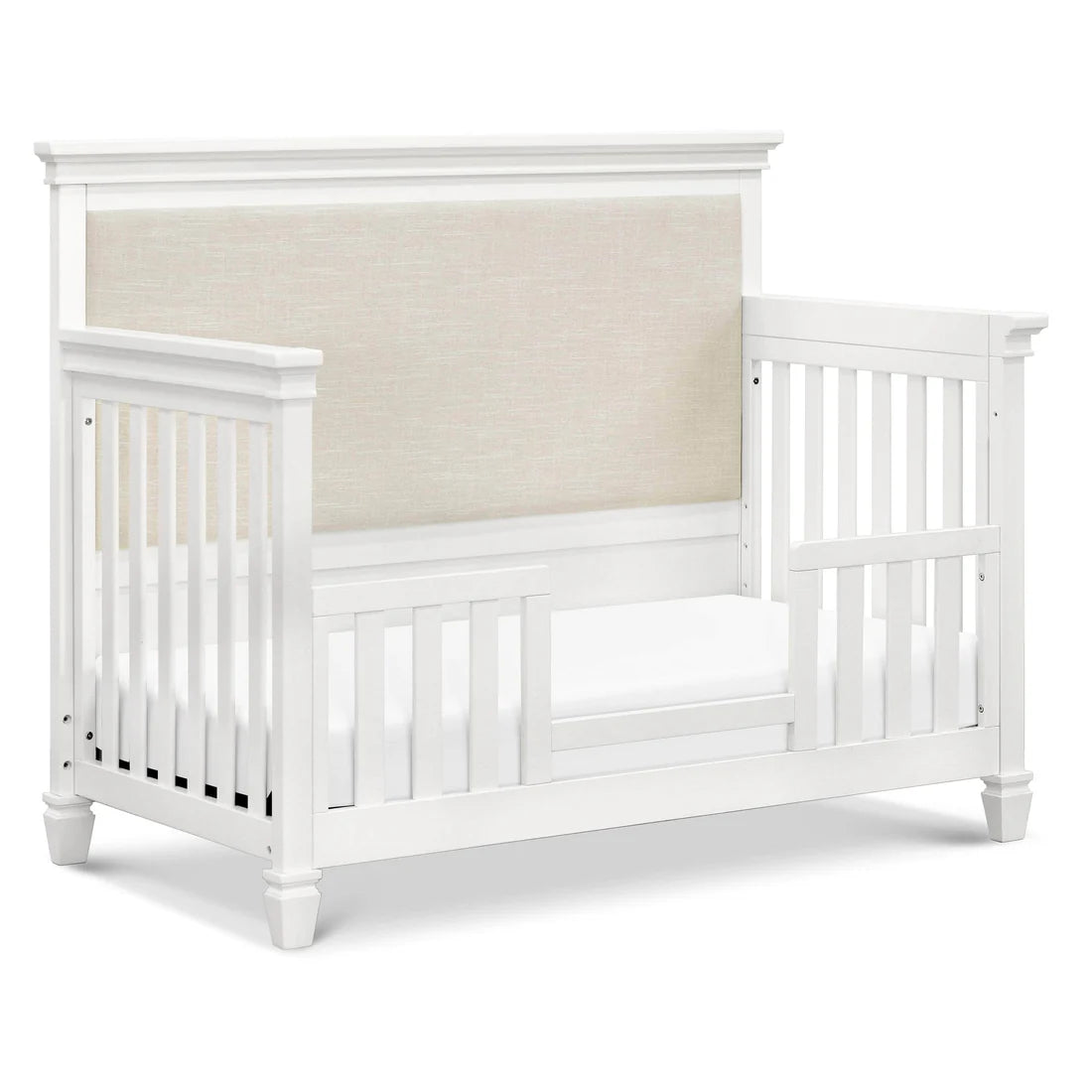 Darlington 4 in 1 Convertible Crib in Warm White