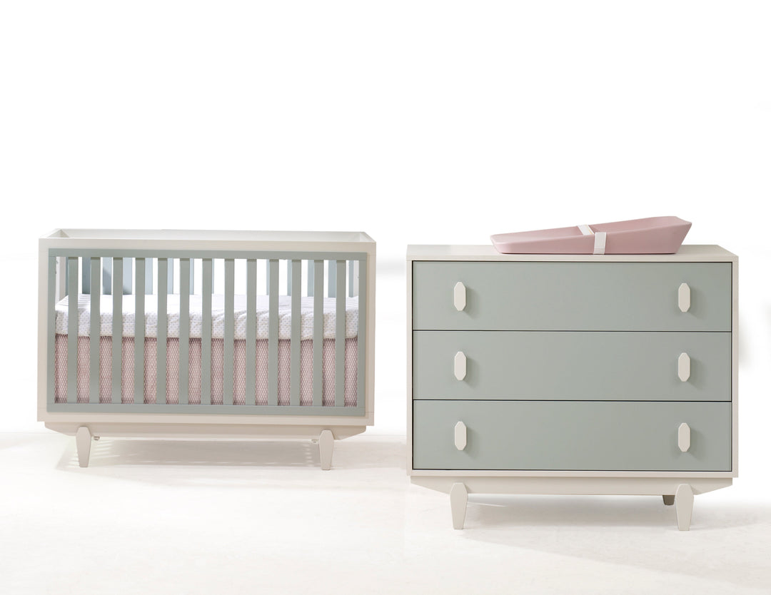 Tulip Tate Crib and Dresser in White White